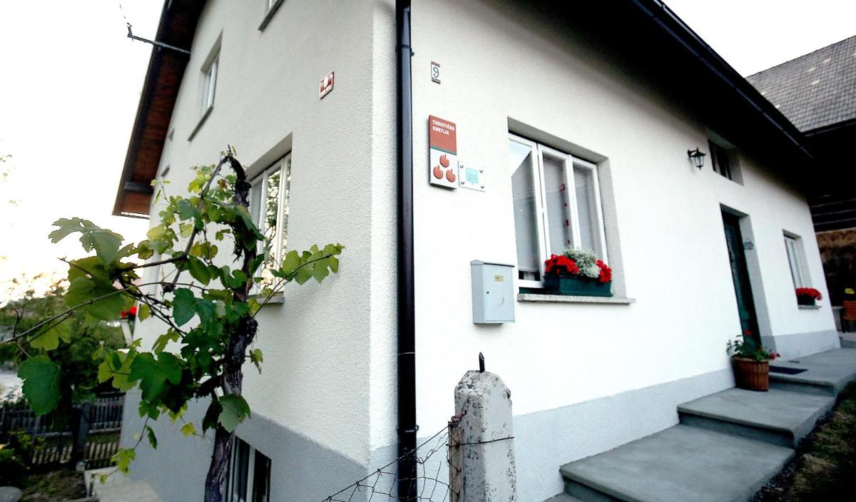 Ostir Holiday Home - Housity