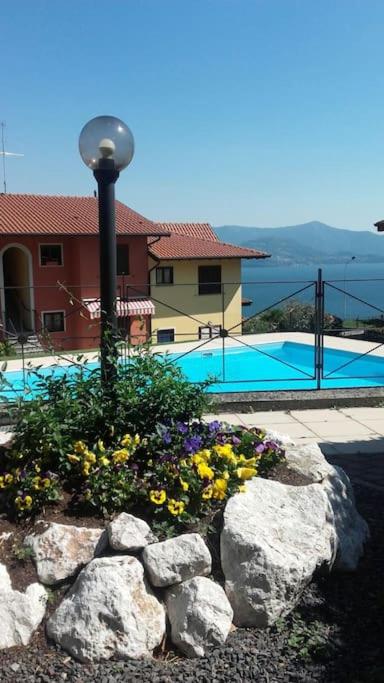 Luxurious attic-swimming pool - Housity