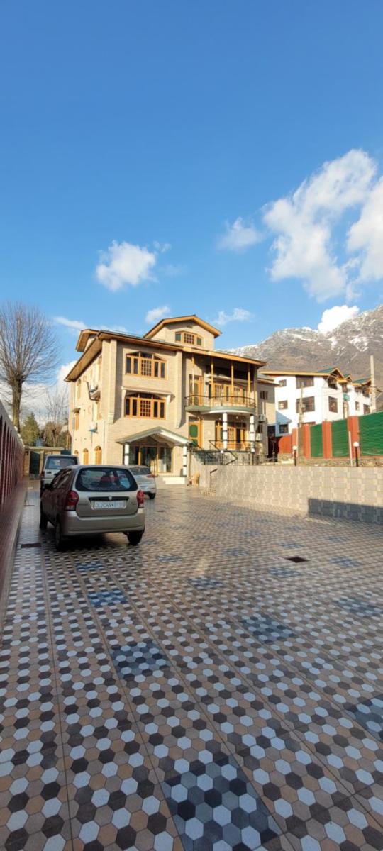 City Hills Resort A Boutique Hotel - Housity