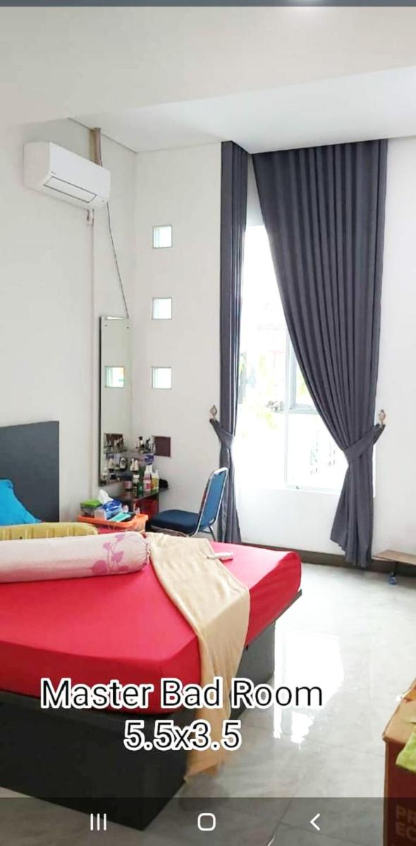 HOMESTAY EXECUTIVE Syariah Milik Senior Arsitek 400 Meter Gerbang BANDARA MINANG KABAU - Housity