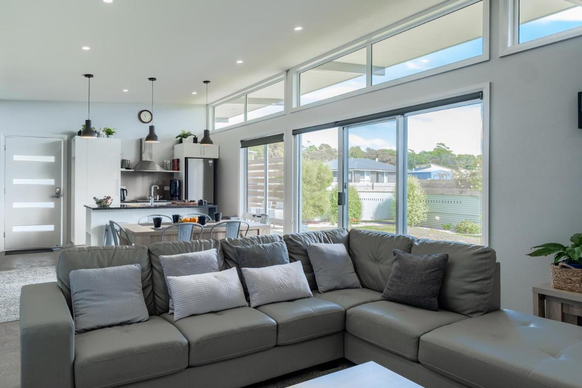Amaroo 1 - Freycinet Holiday Houses - Housity