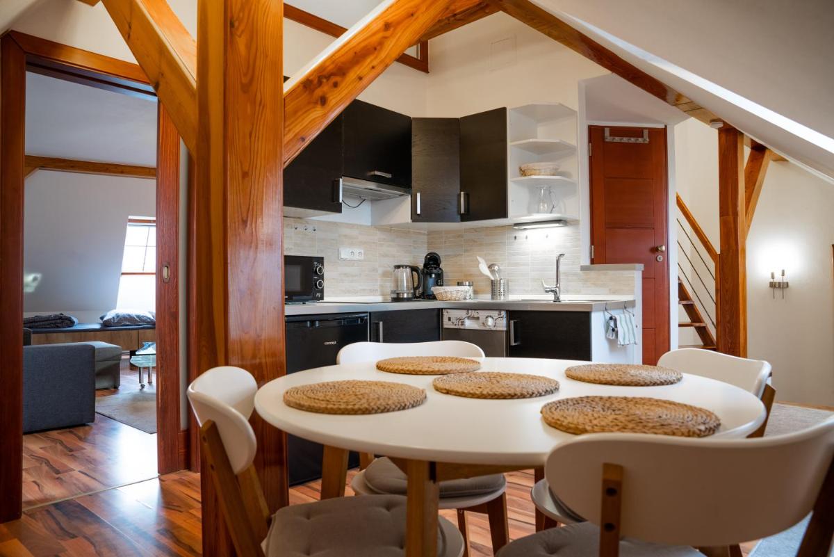 Apartmány V Mlýnské strouze - Housity
