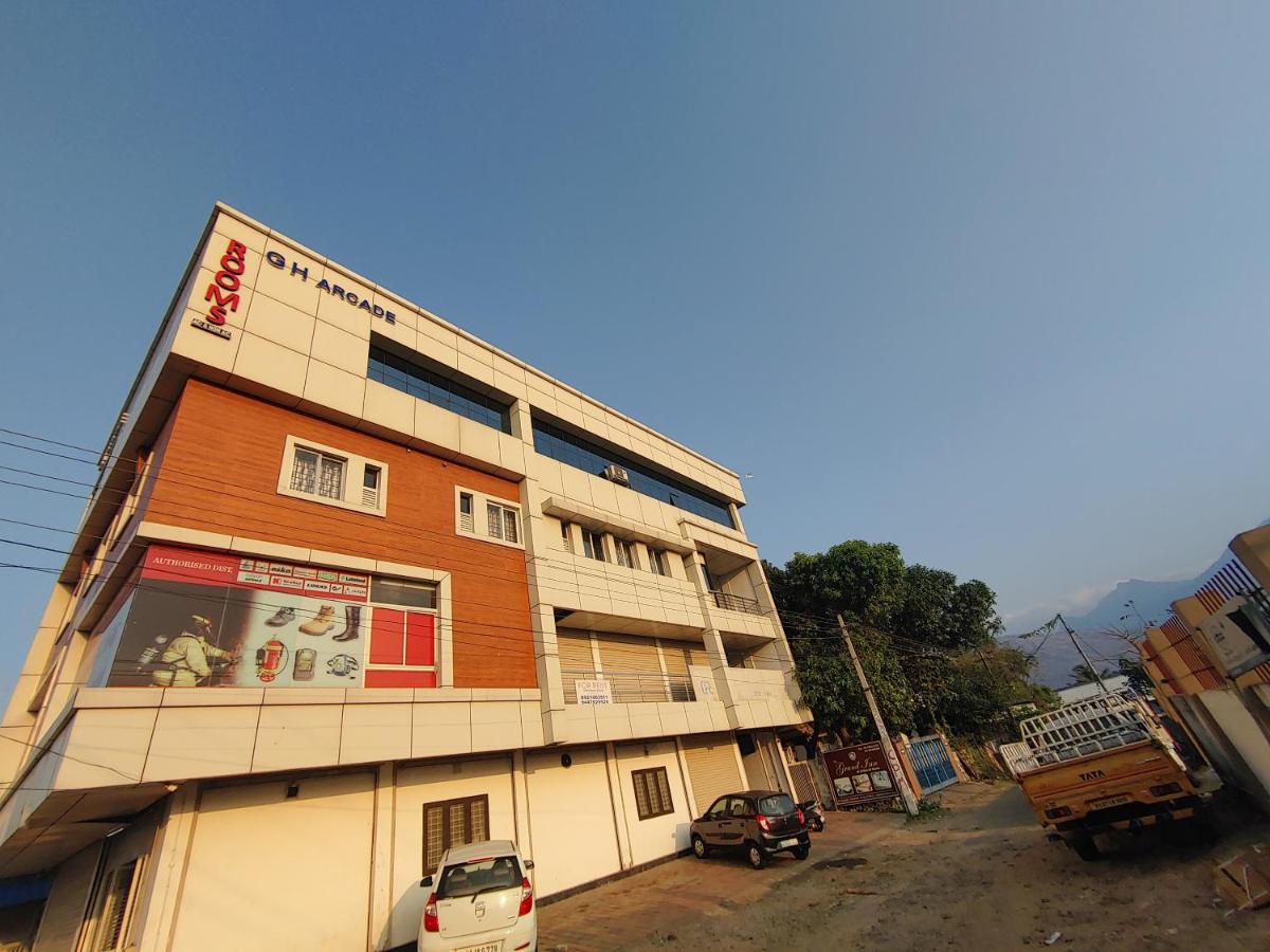 The Grand Inn - Housity