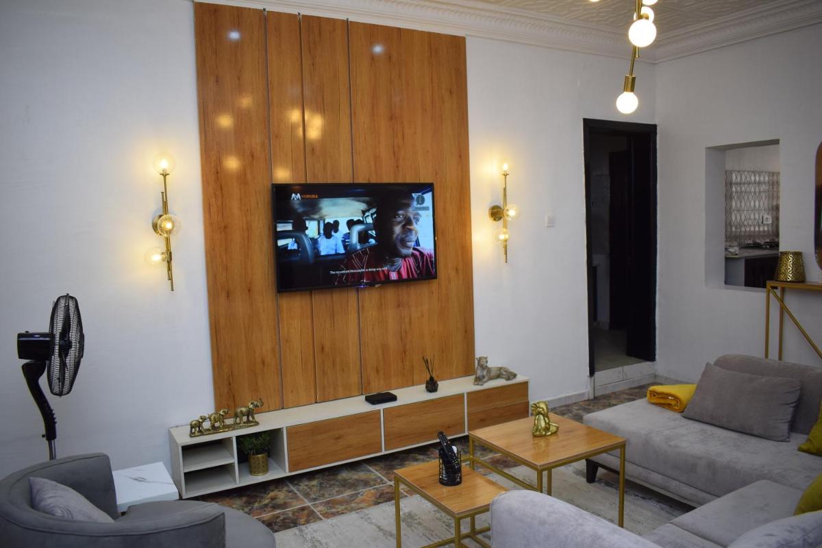 Luxury Apartments - Housity
