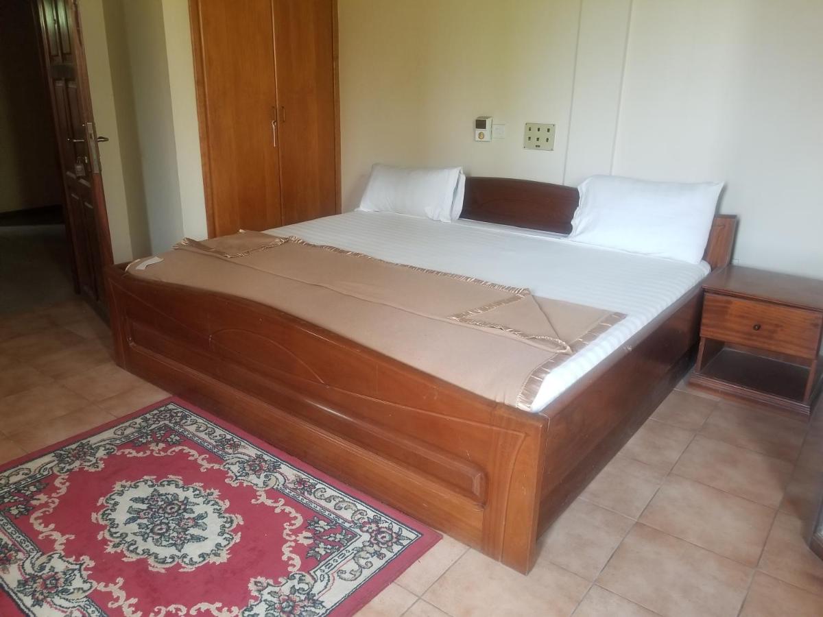 Neradom Hotel - Housity