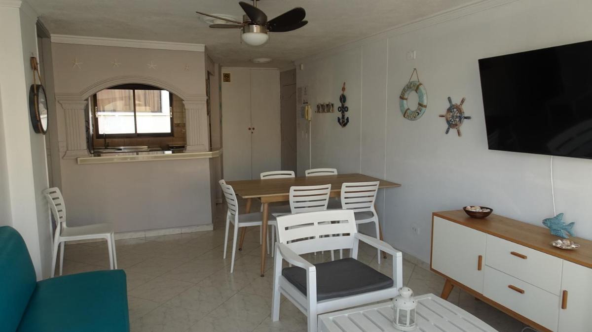 Apartamento Tacoa 701 con vista al mar. - Housity