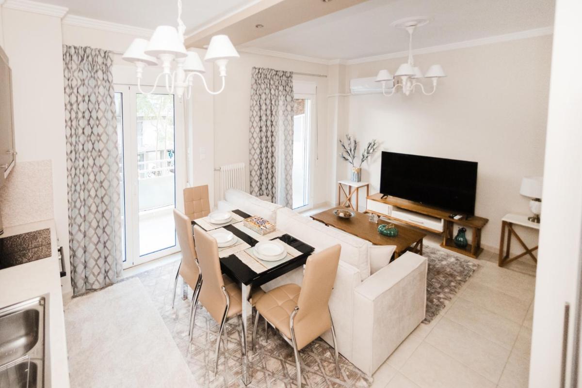 Suitetrails - Best House, Ellinou Stratiotou, Ayia, Patra