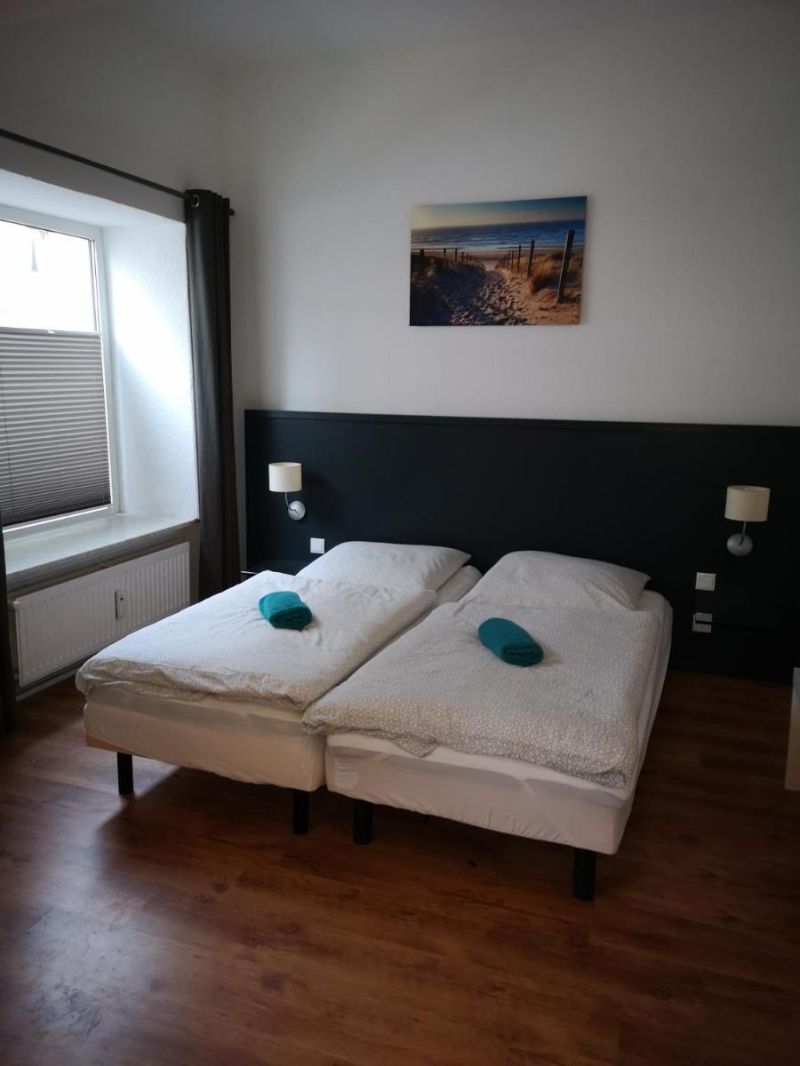 Ferienwohnung im Erdgeschoss mit Terrasse - Housity
