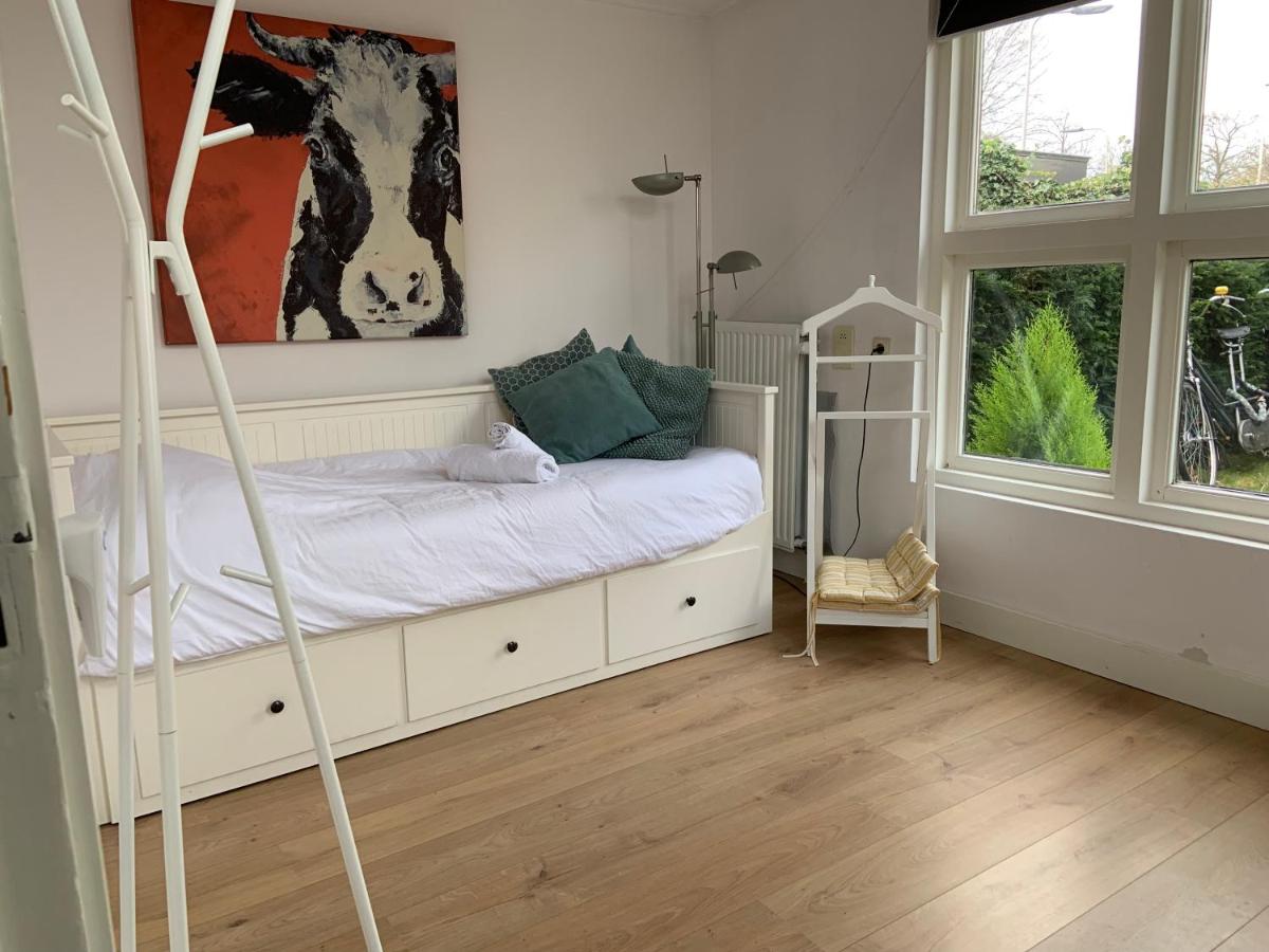 Spacious and modern apartment Warmond - Housity