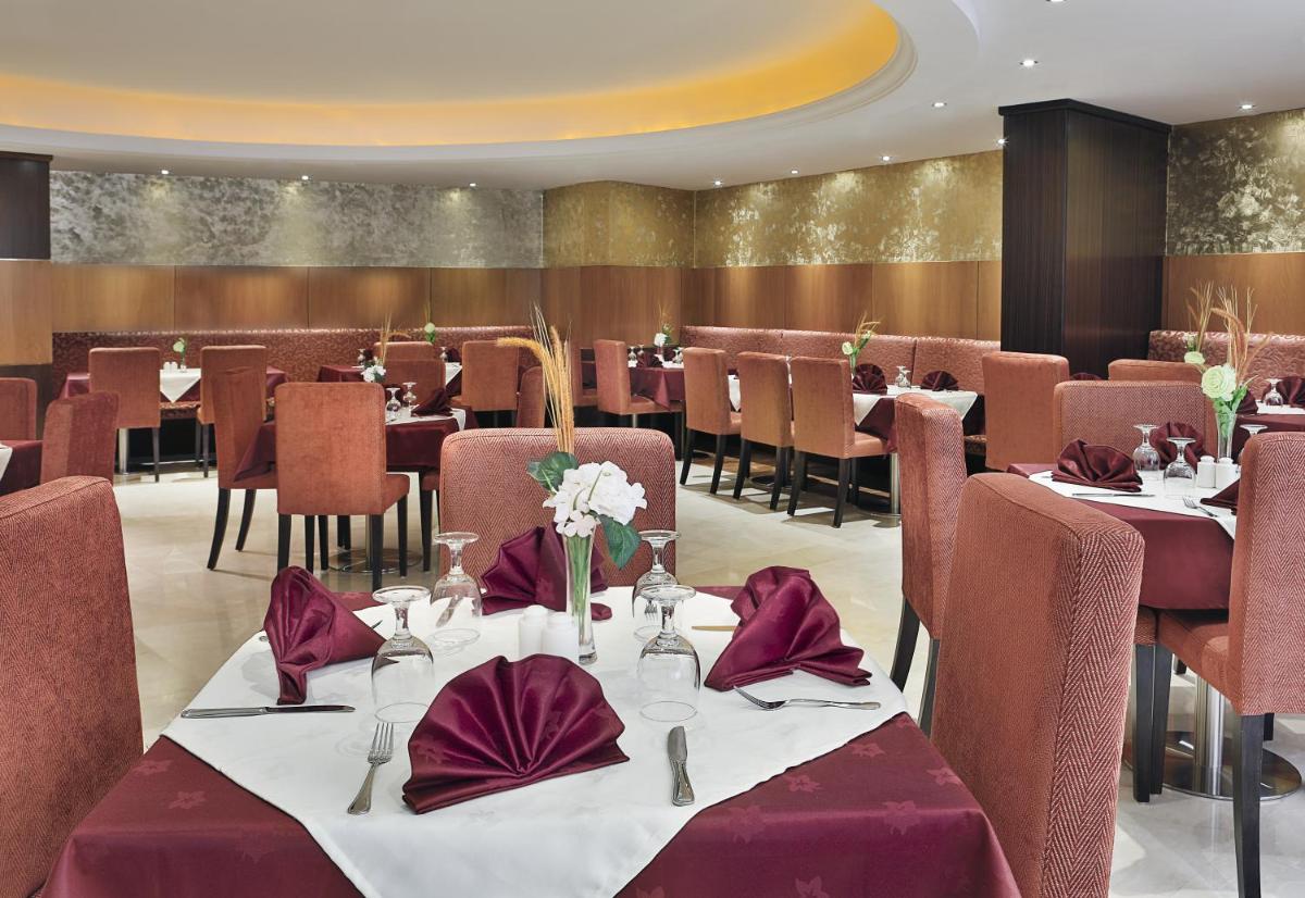 Gateway Hotel - Housity