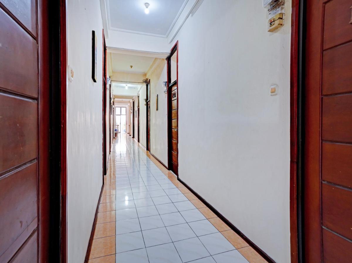 Graha Ara Homestay Syariah RSUD Dr Soetomo Surabaya Mitra RedDoorz - Housity