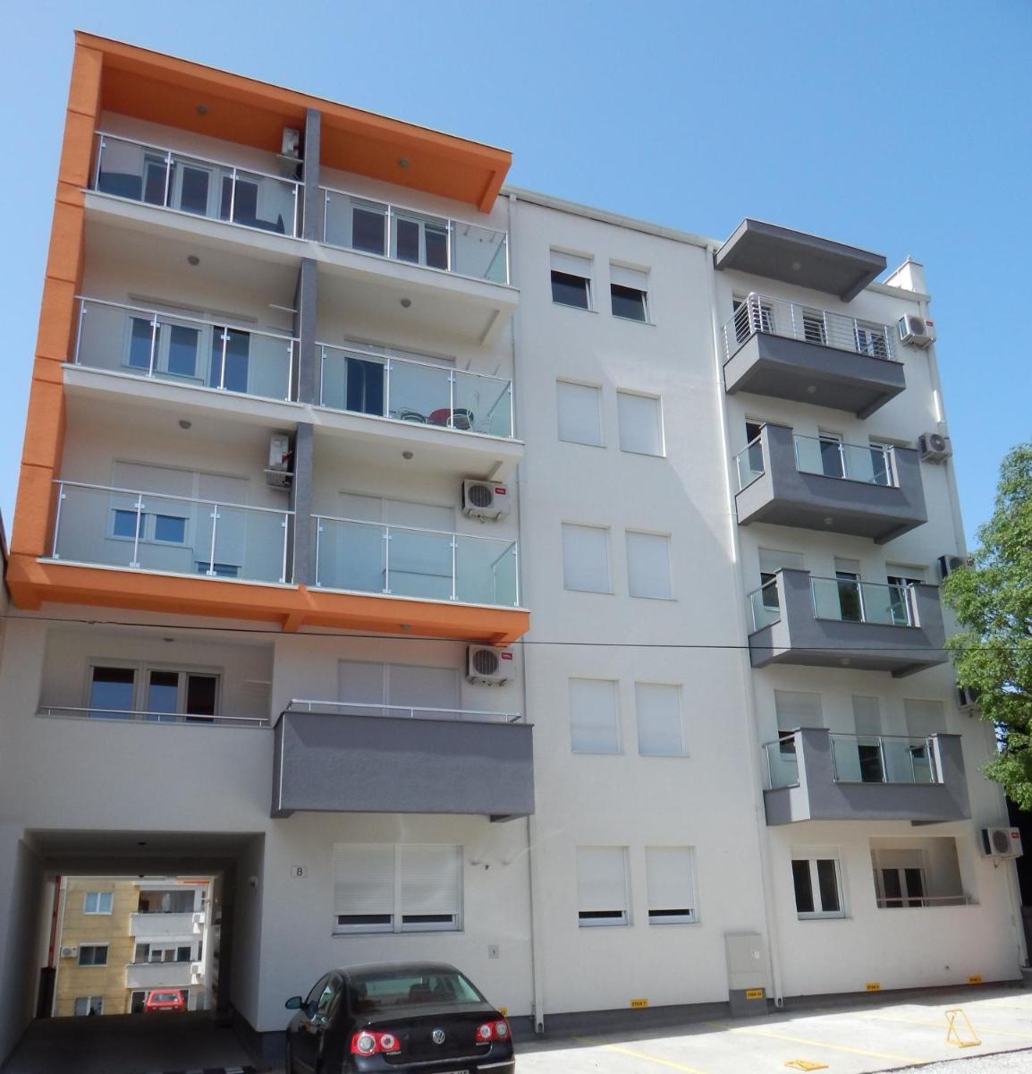 Apartments Center KG - Housity