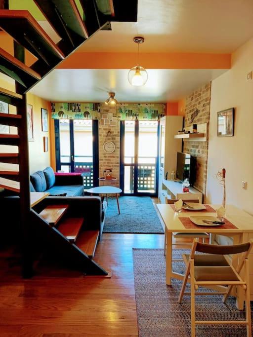 Duplex La Corrada VUT 2550 - Housity