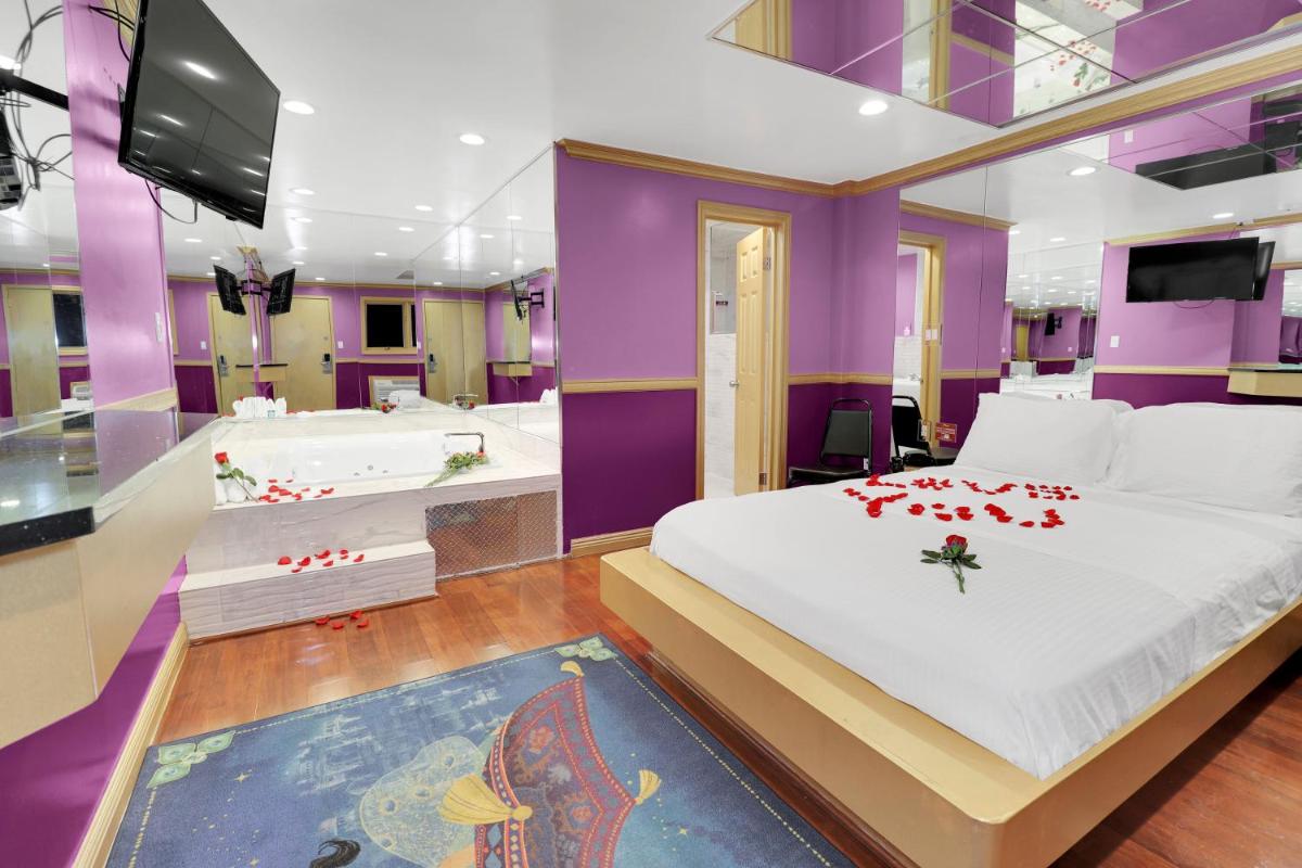 Hollywood Motel - Housity