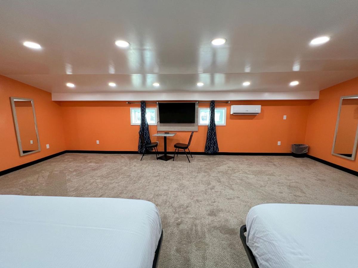 Hollywood Motel - Housity