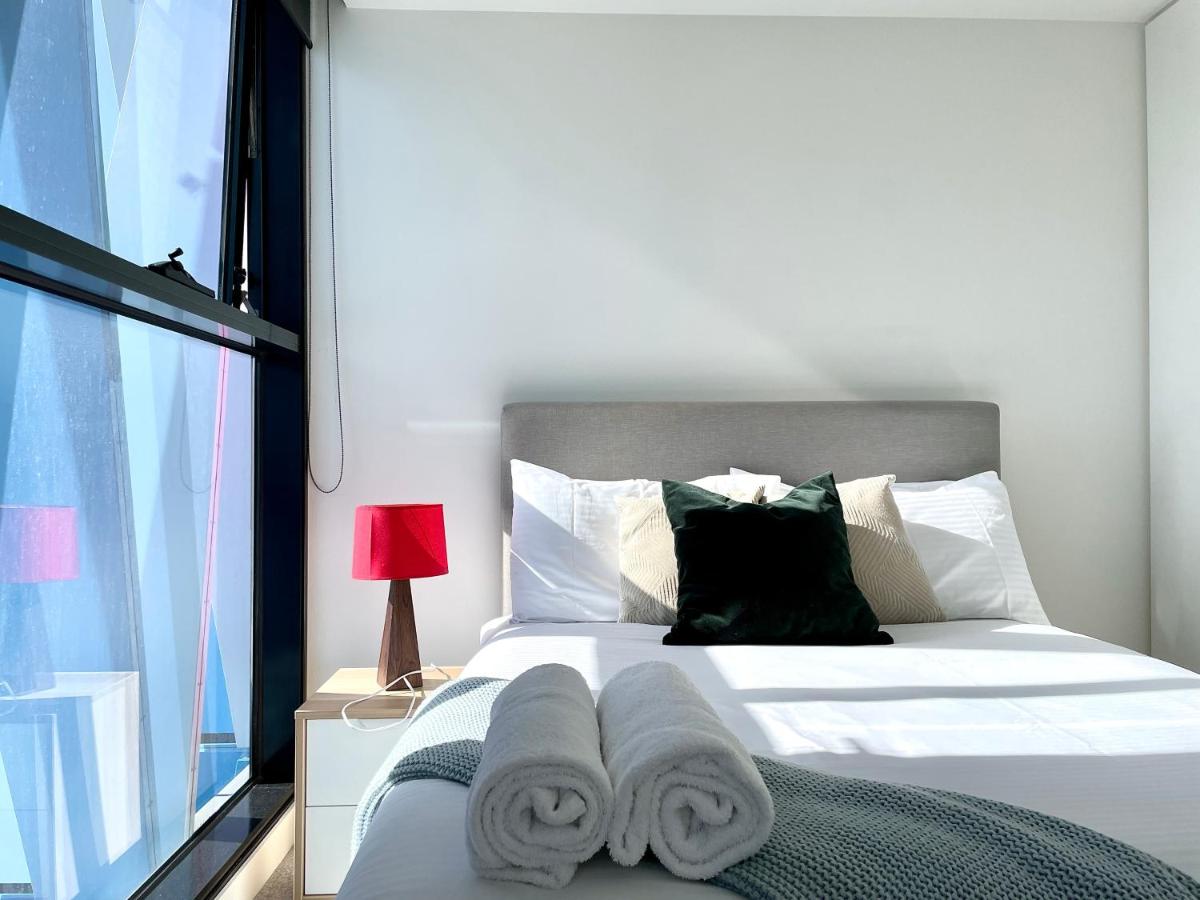 Suitetrails - Readyset Apartments on Bouverie