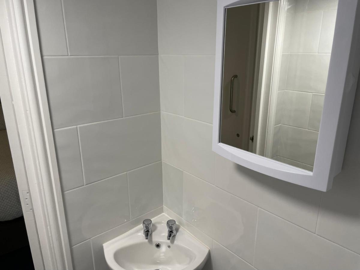 Room in Apartment - Apartment 1, Coundon House Coventry west Midlands - Housity
