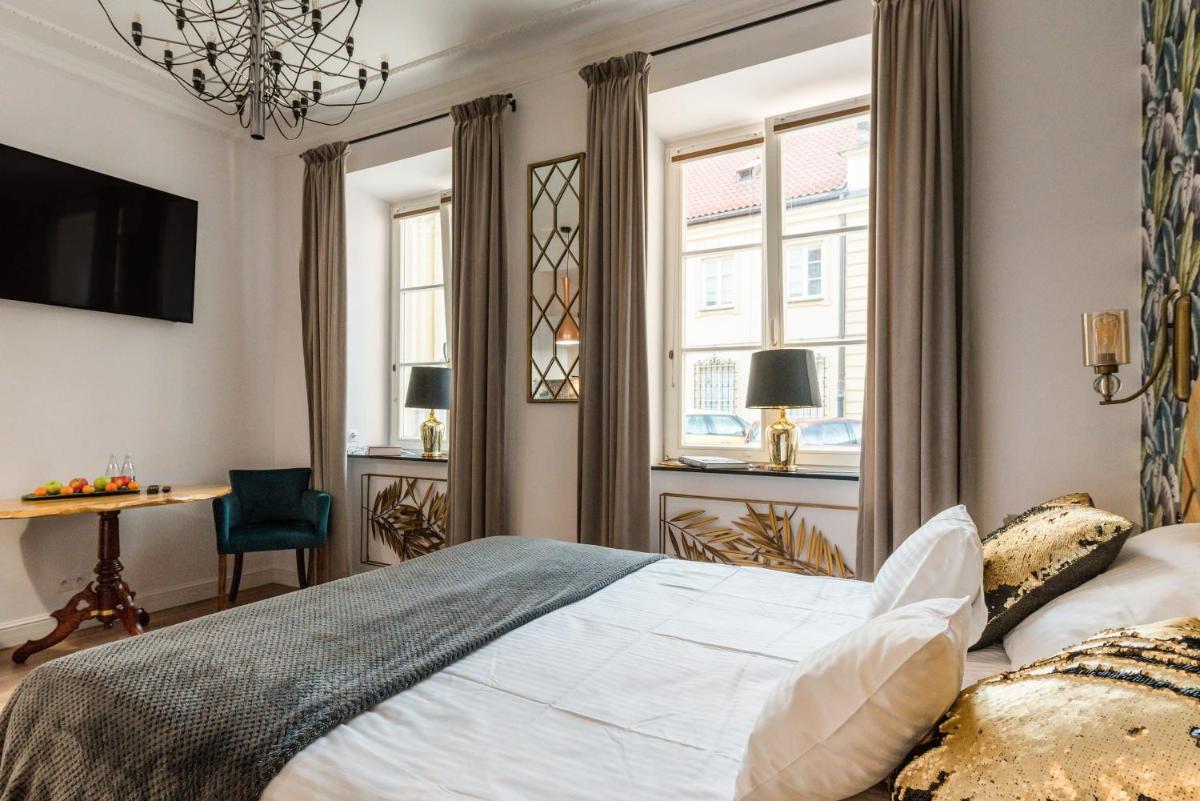 Suitetrails - ValdiArt Suites Old Town