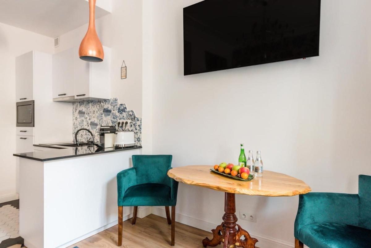 ValdiArt Suites Old Town - Housity
