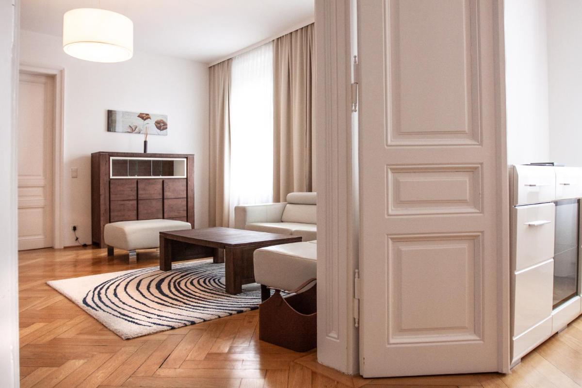 Suitetrails - Riess Apartments Rotenhofgasse | contactless check-in