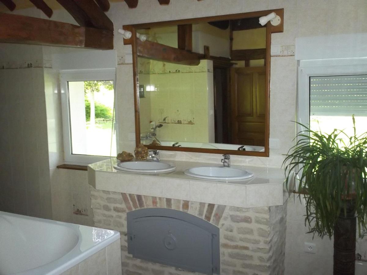 Chambre d'Hôtes des P'tits Bonheurs - Housity