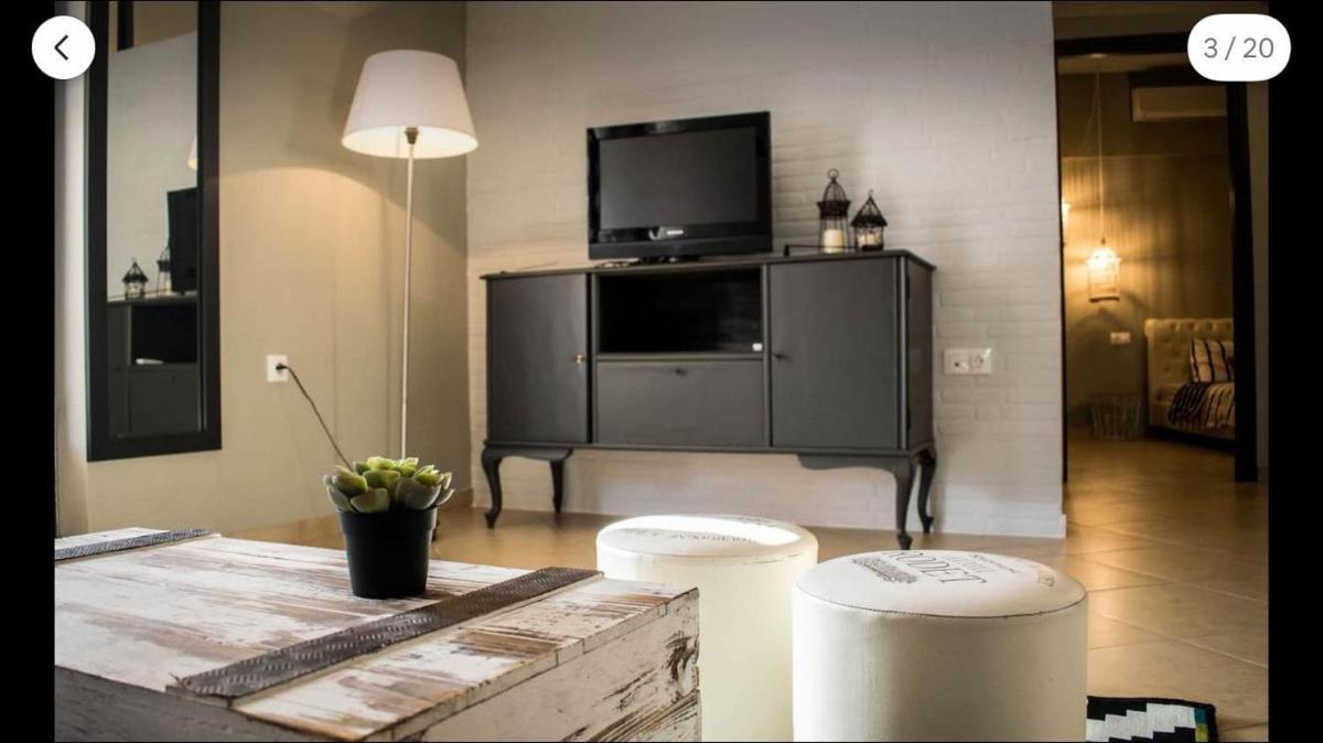 Moonstone house B - Housity
