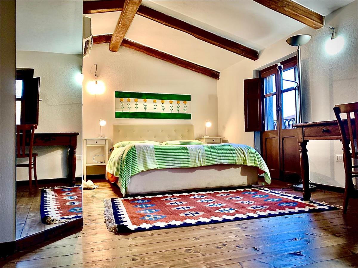 -- La Maisonette -- Casa Vacanze -- Nel centro storico a 30 mt dal Parco Aymerich, Museo Menhir, Casa di Sant'Ignazio - Holiday Home with Kitchen - Housity