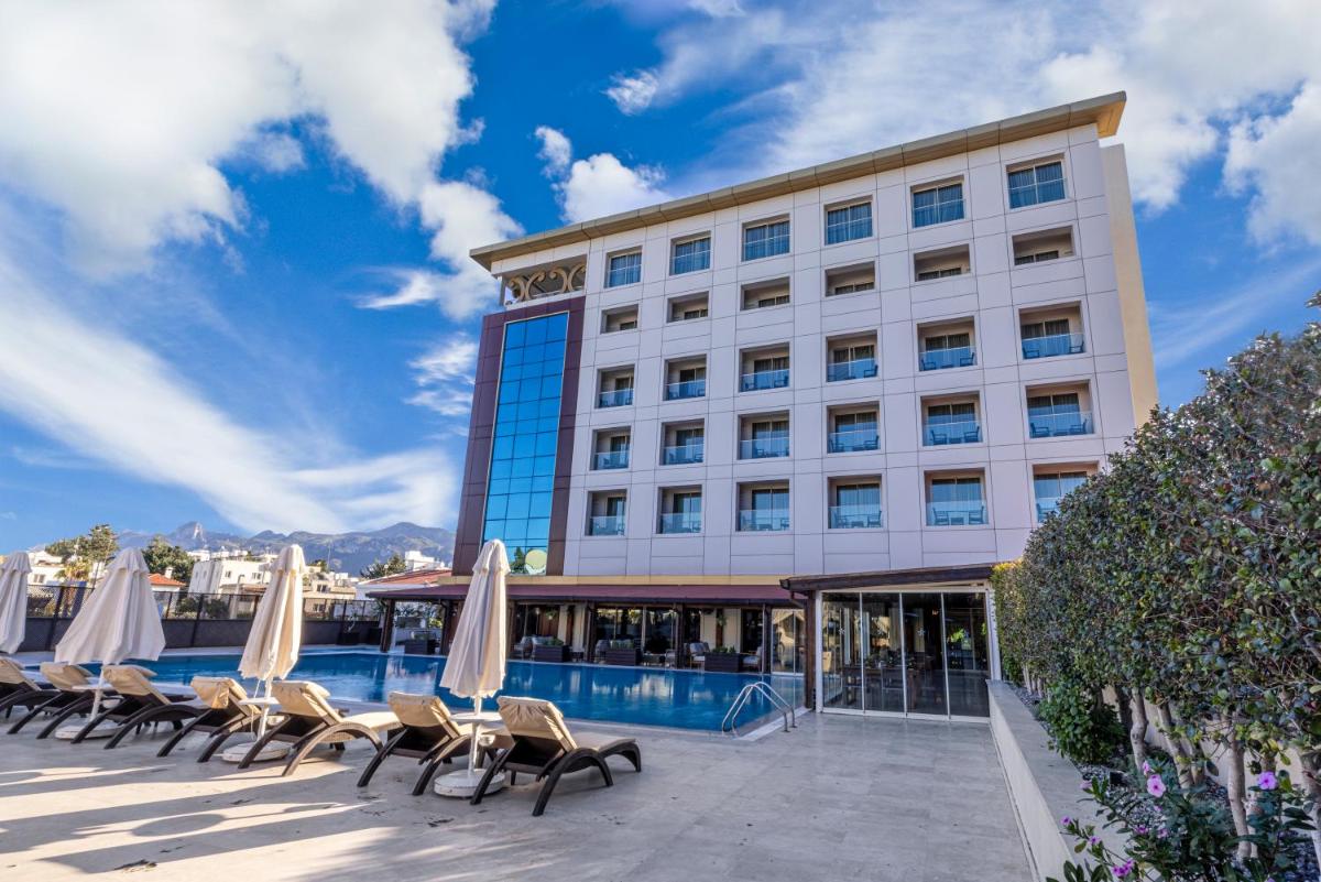 Grand Pasha Hotel & Spa Kyrenia - Housity