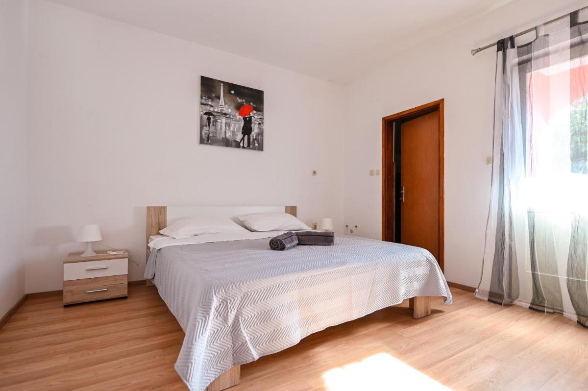 Apartmani Frleta - Housity