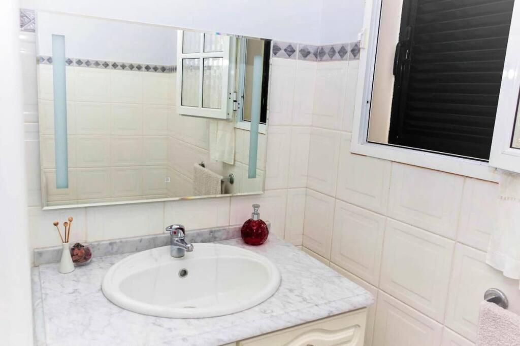 Benoni House by Stay Madeira Island - Housity