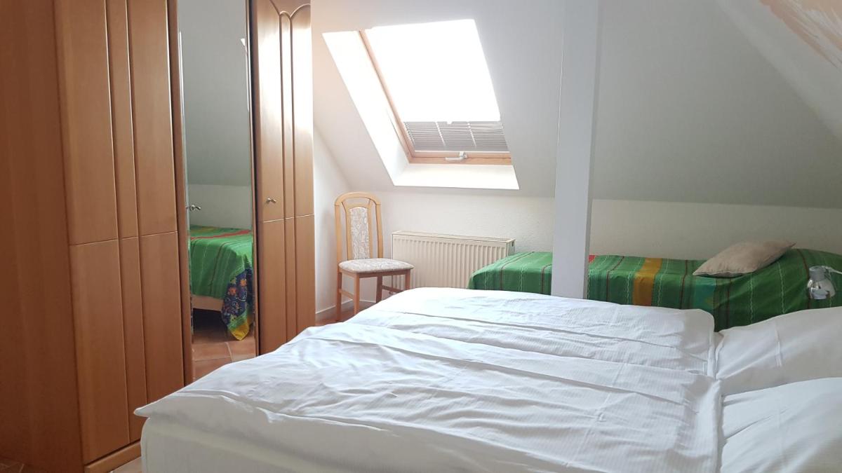 Ferienwohnung 15 im Fischerhaus mit Balkon - Housity