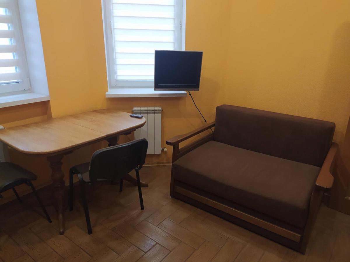 Уютная однокомнатная квартира в г. Бровары - Housity