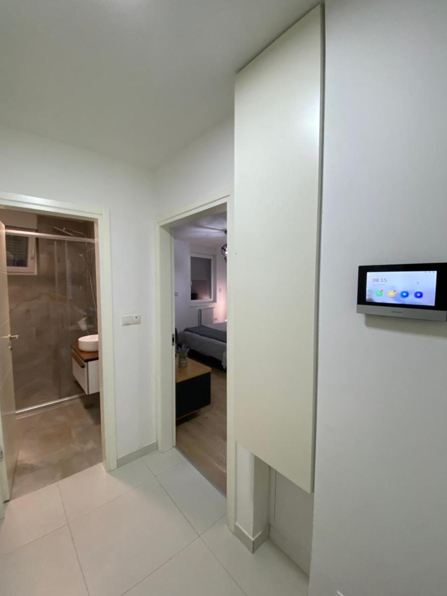 Sun Square Apartments - Housity