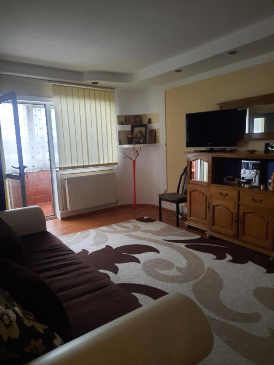 Apartament Onesti - Housity