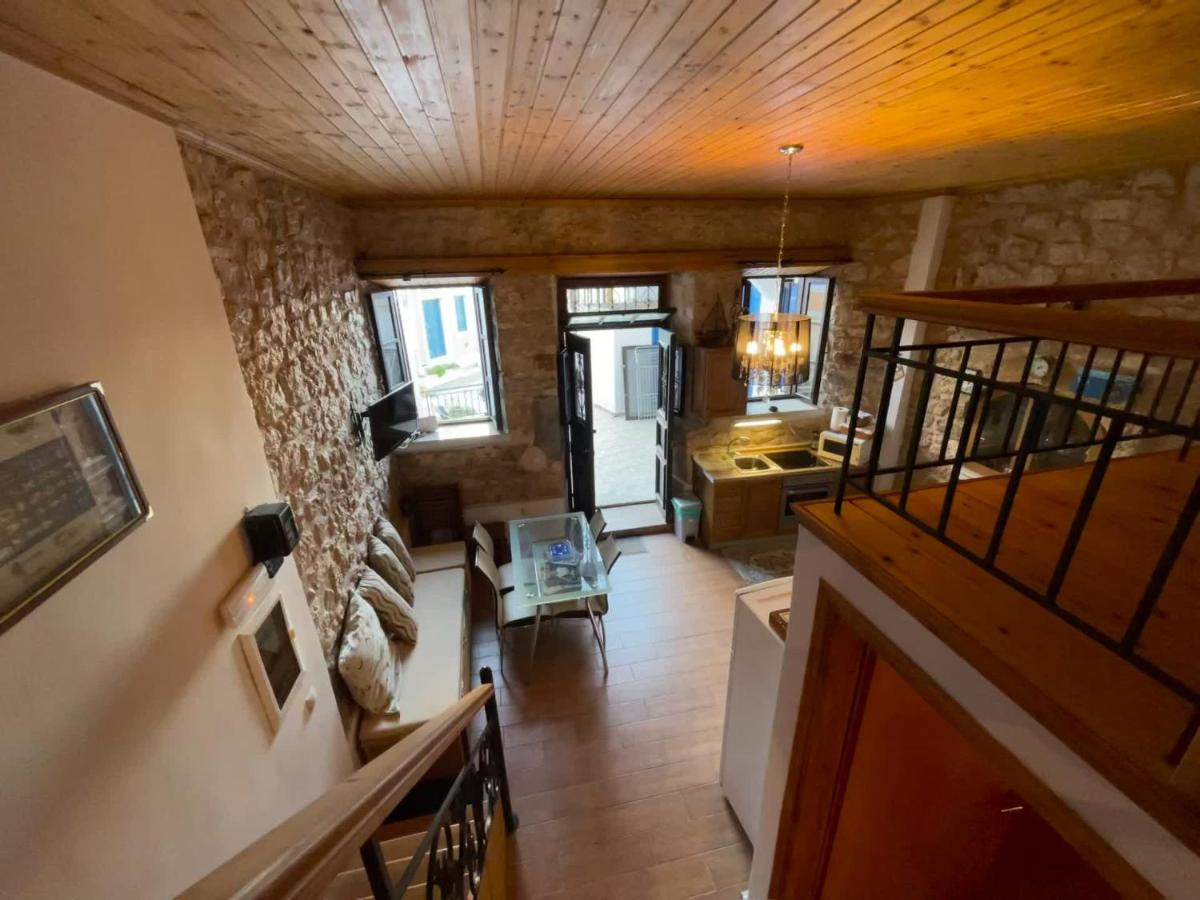 Casa Nikolou Halki - Housity