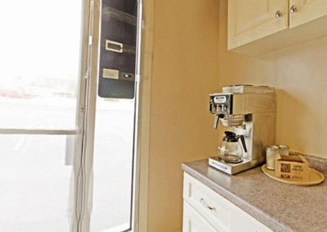 Rumford Motor Inn - Housity