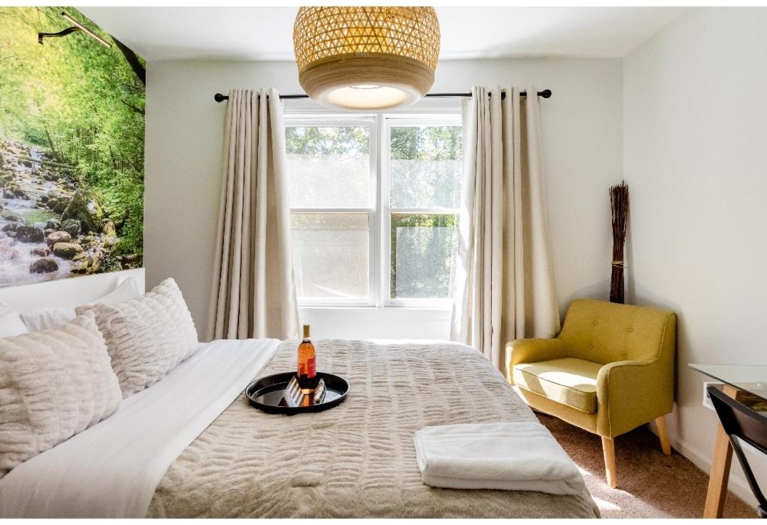 Near Emory Hospital Panda Room Decatur/Atlanta - Housity