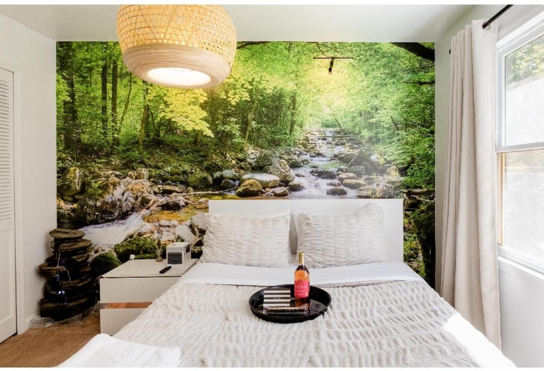 Near Emory Hospital Panda Room Decatur/Atlanta - Housity