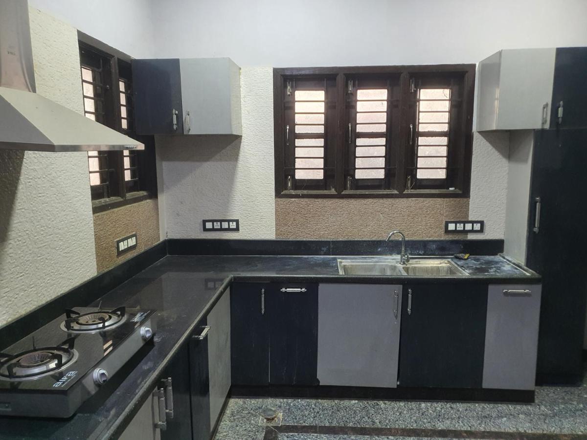 Hallima Home Stay Purpose Guest Bungalow House 1 - Housity