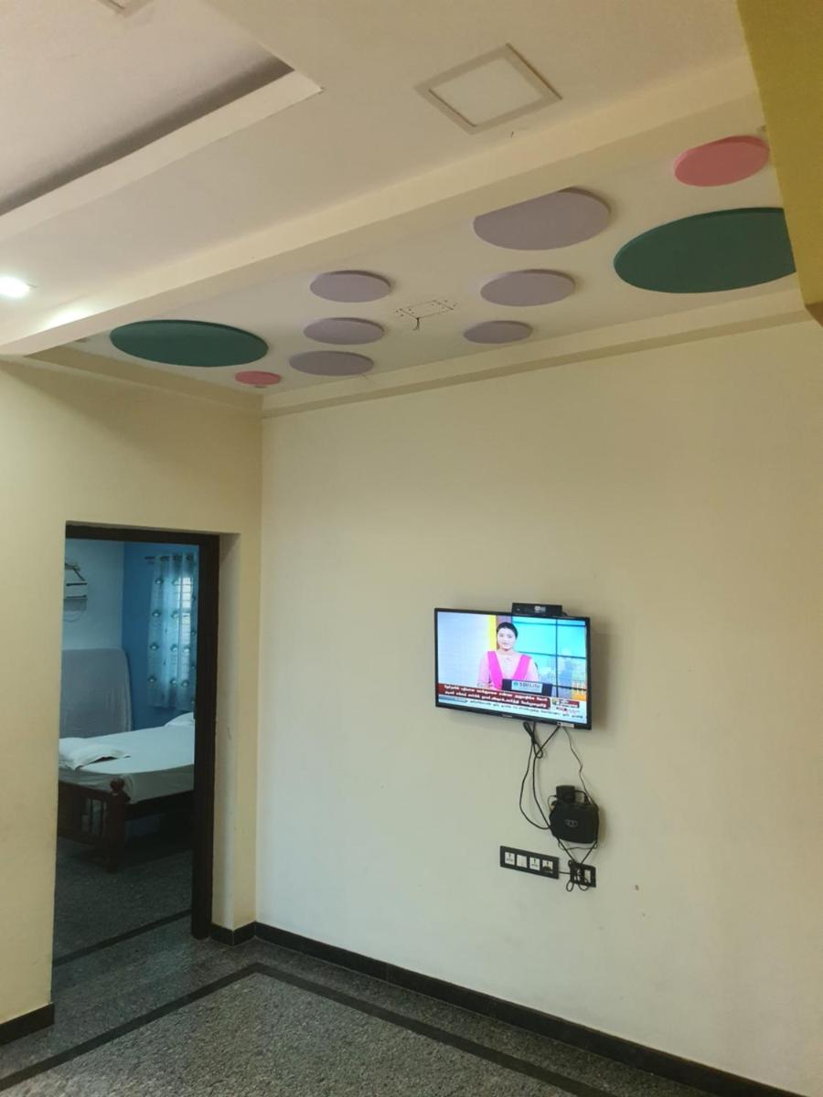 Hallima Home Stay Purpose Guest Bungalow House 1 - Housity