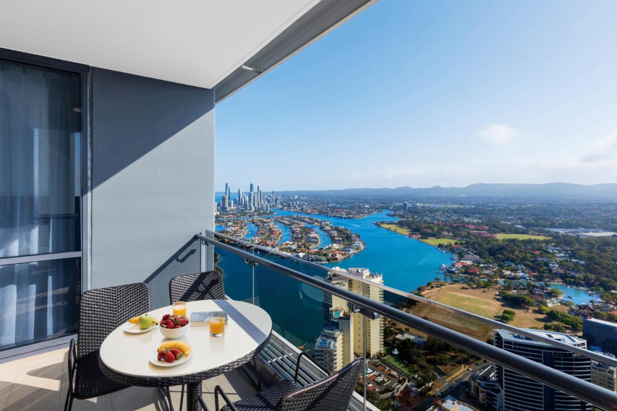 Meriton Suites Southport - Hizvo