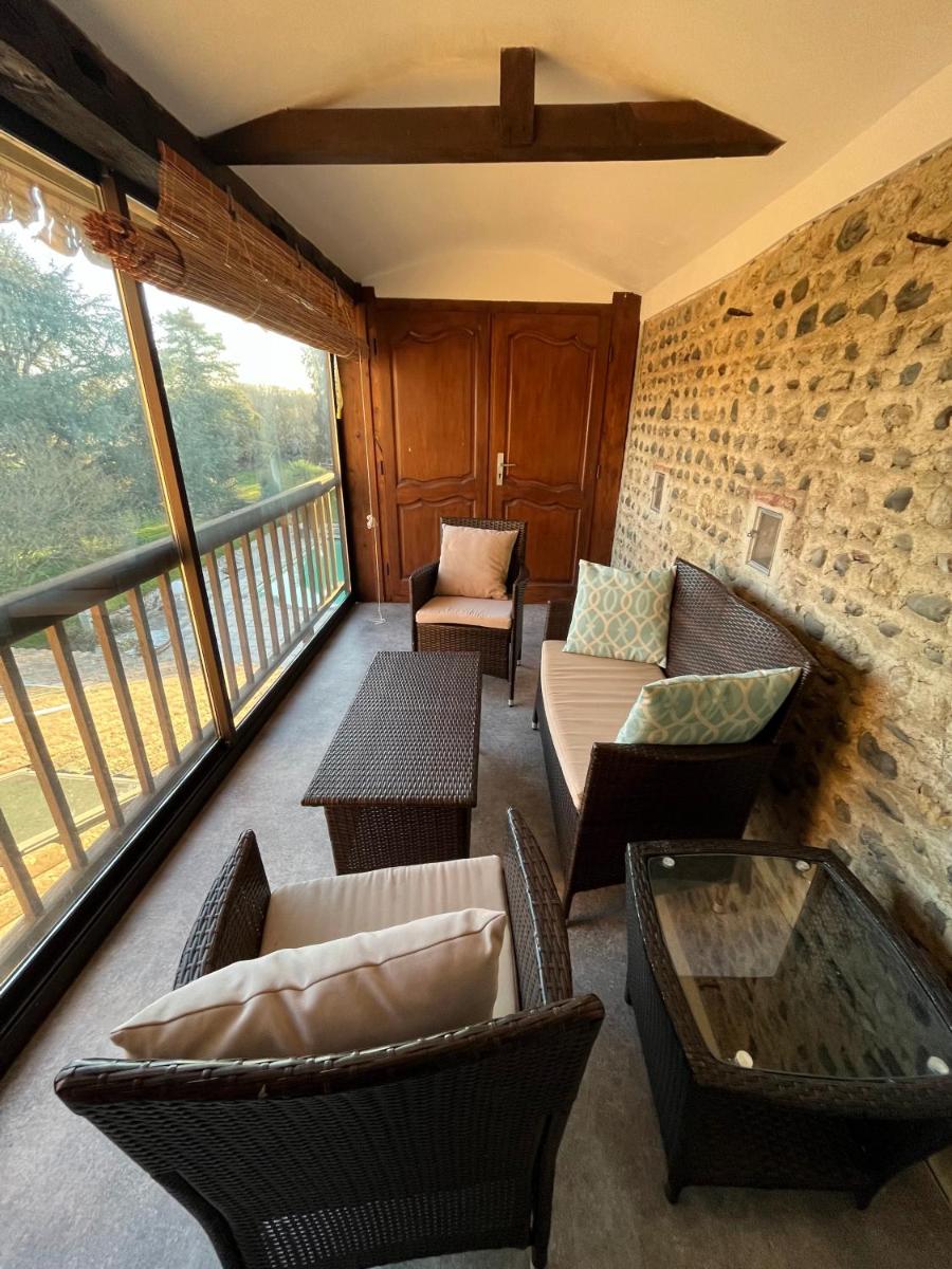 Inviting 5-Bed House heated pool Maubourguet - Housity