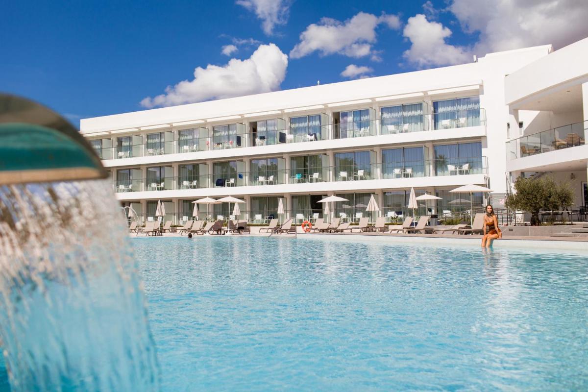 Piscina en o cerca de Gran Sagitario
