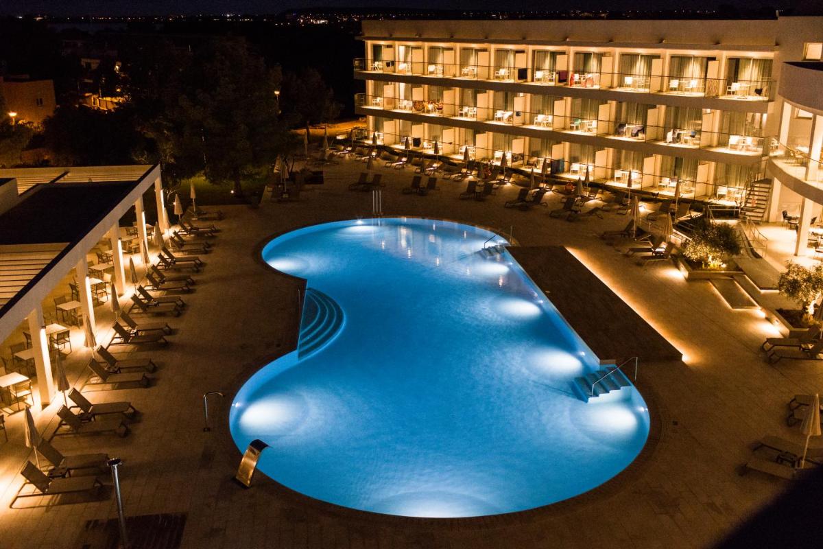 Piscina en o cerca de Gran Sagitario