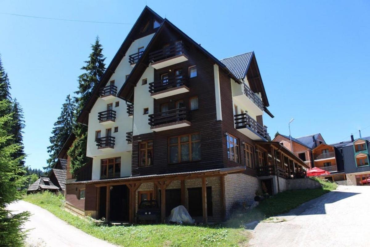 Hotel Villa Ugar Vlašić - Housity