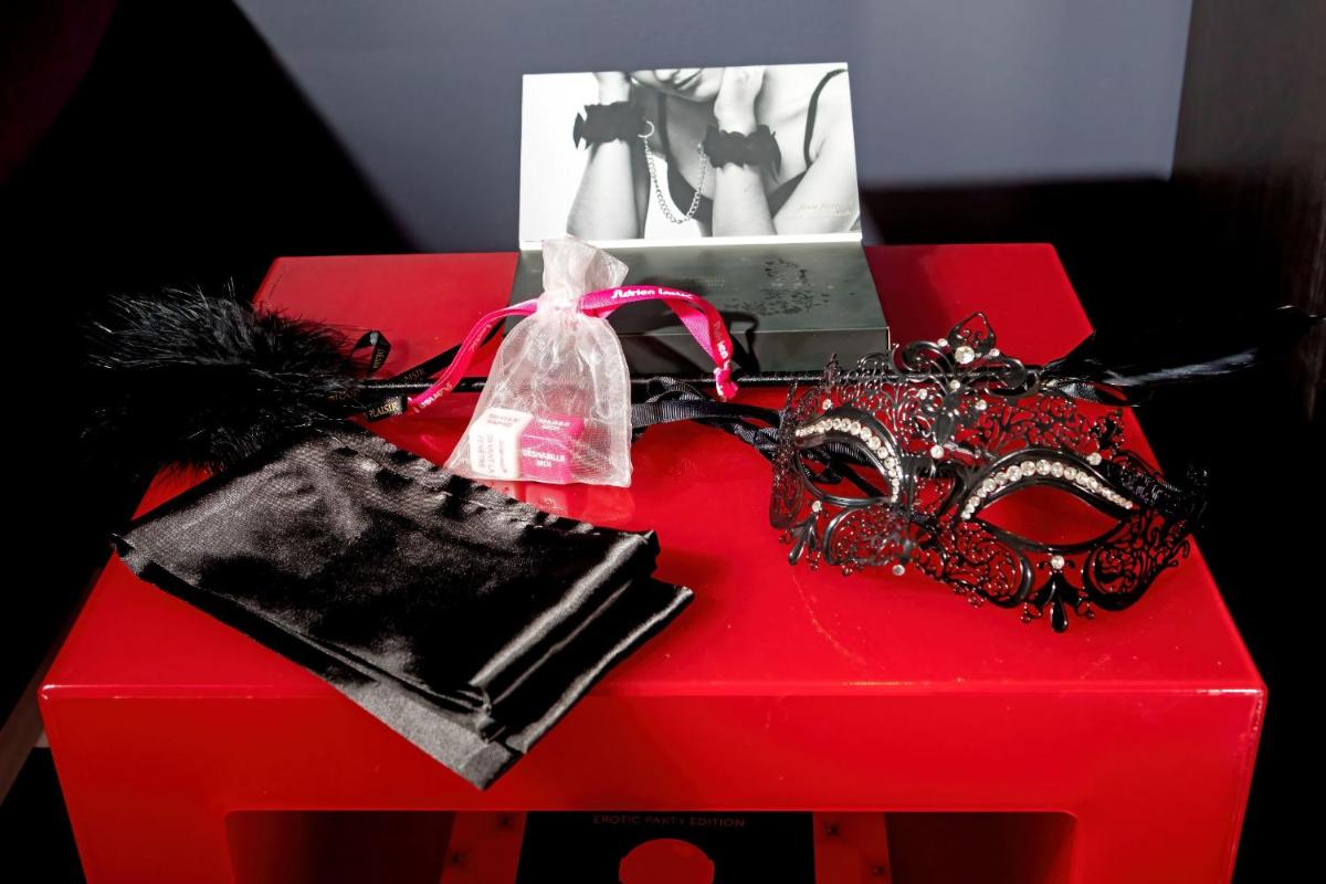 SUITE PLAYROOM Love Hotel Toulouse - Housity
