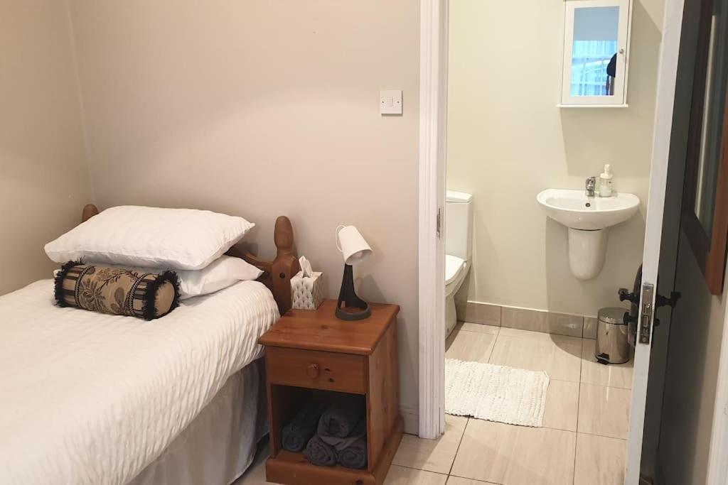Devine house - Housity