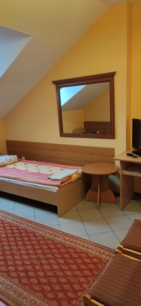 Usługi hotelarskie Helena - Housity