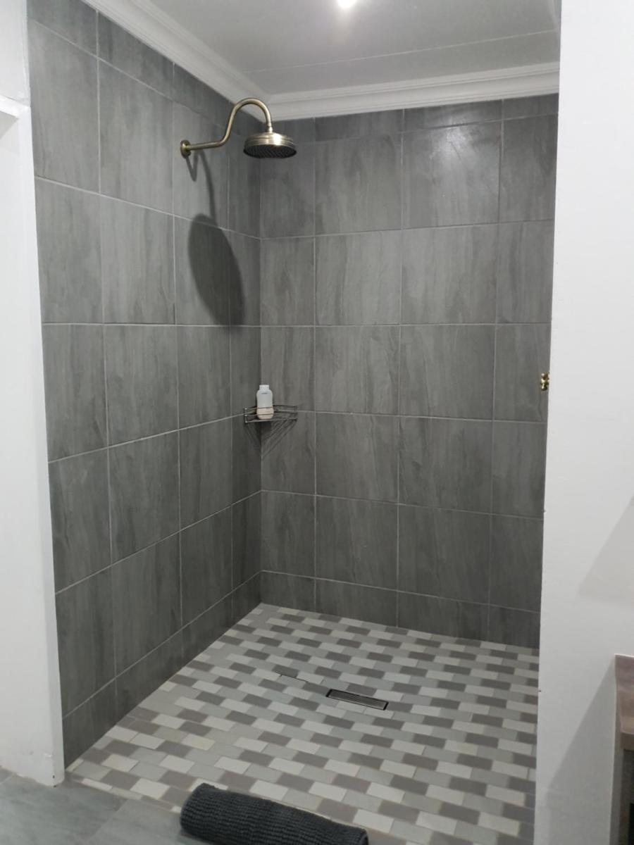 Ukhozi House - Housity