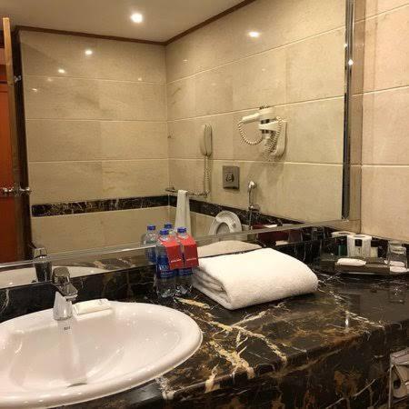 Hotel Grand Lahore - Housity
